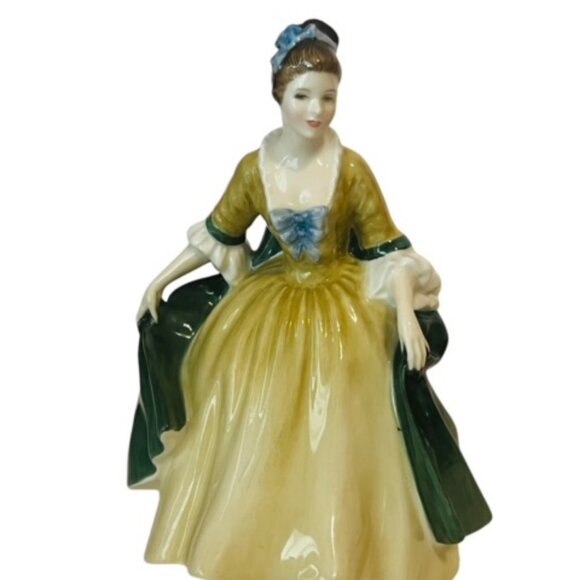 Royal Doulton Figurine England Sculpture Vtg Elegance 2264 Victorian 1960 RARE